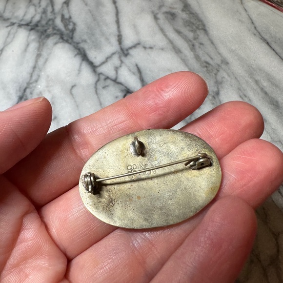 Vintage Mexico Alpaca Mother of Pearl Inlay Flower Brooch Pendant - Picture 3 of 5